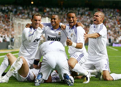 马背上的共生：马术里的优雅与默契