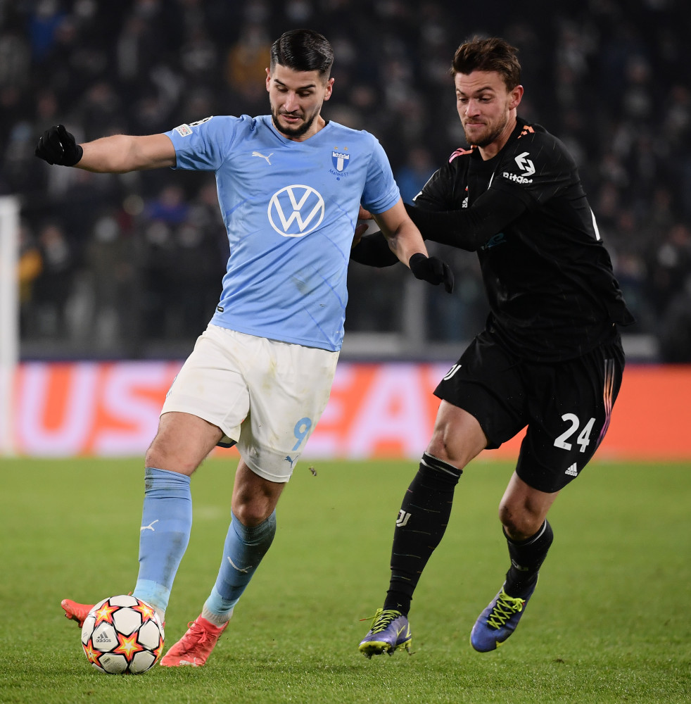 西甲半场：安东尼闪击，费兰戴帽，巴萨暂4-1贝蒂斯（西甲半场战报：安东尼开场破门，费兰上演帽子戏法，巴萨暂以4-1领先贝蒂斯）