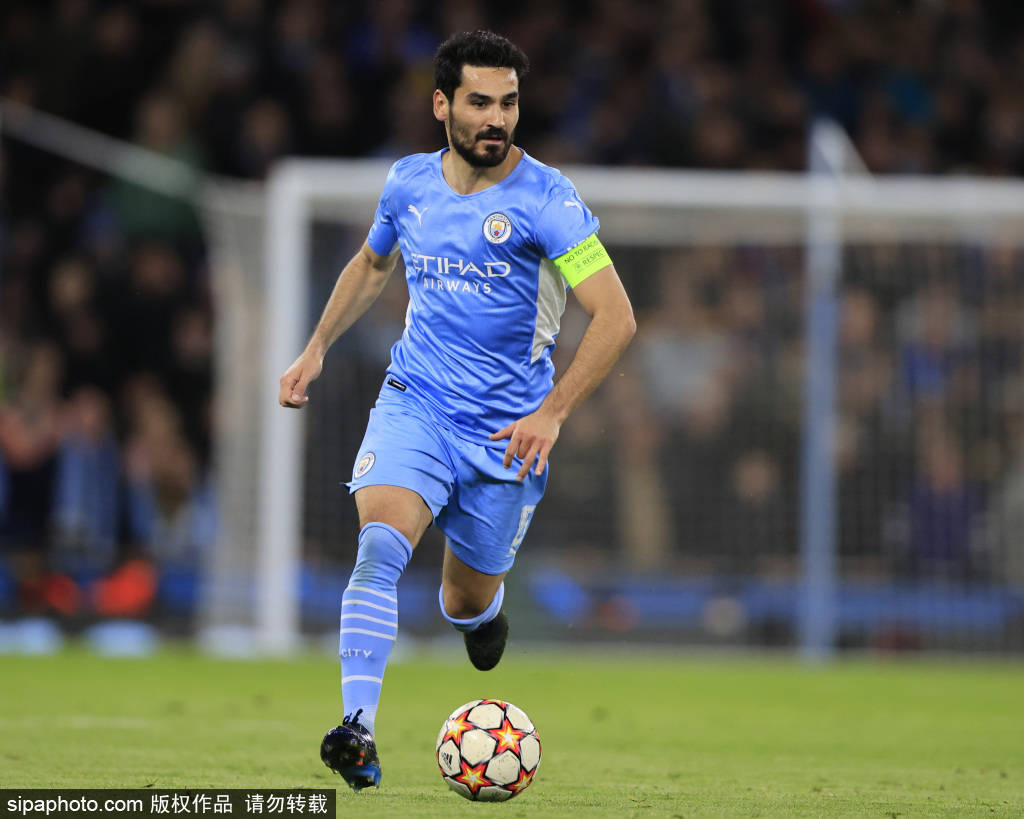 记者：曼联、切尔西、国米关注罗比尼奥之子