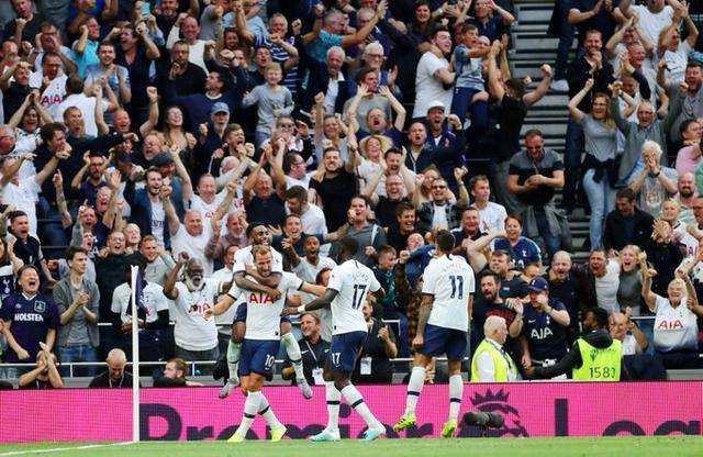 TA：阿森纳本赛季后防阵容深厚，加布里埃尔受伤无需恐慌