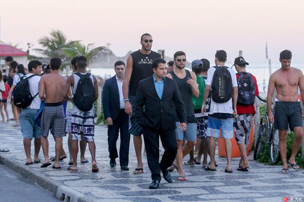 篮球火箭球迷热议球队新战术布置