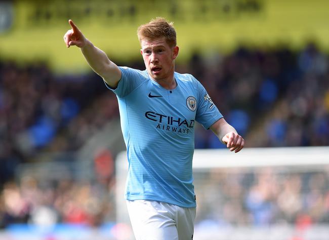 信使报：国米、纽卡、维拉和桑德兰关注贡多齐的情况