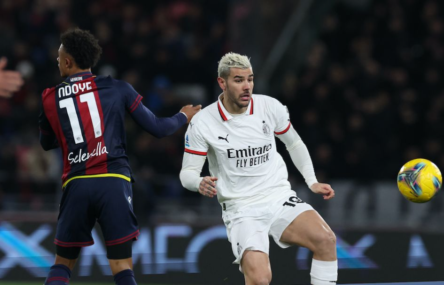 塞斯·库里：首秀就打卫冕冠军确实很艰难，我们还在摸索